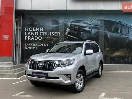 Сірий Тойота Ленд Крузер Прадо, об'ємом двигуна 3.96 л та пробігом 142 тис. км за 34913 $, фото 1 на Automoto.ua