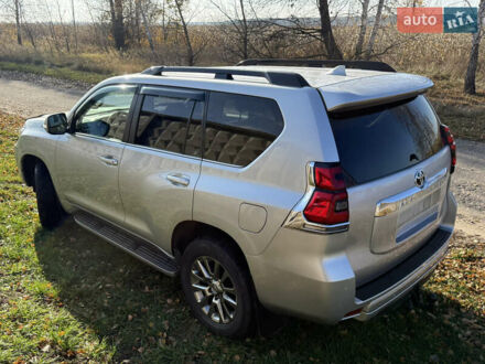 Сірий Тойота Ленд Крузер Прадо, об'ємом двигуна 4 л та пробігом 111 тис. км за 51000 $, фото 1 на Automoto.ua