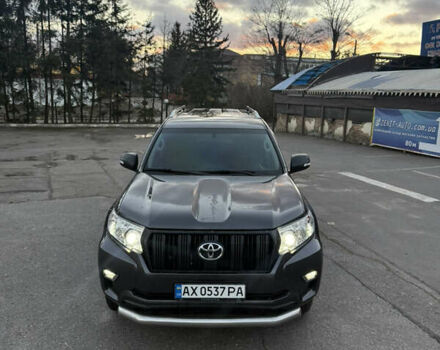Сірий Тойота Ленд Крузер Прадо, об'ємом двигуна 2.8 л та пробігом 261 тис. км за 37999 $, фото 1 на Automoto.ua