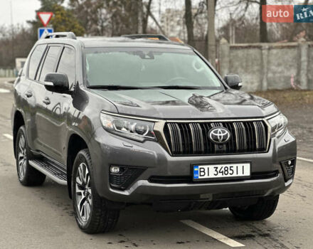 Серый Тойота Ленд Крузер Прадо, объемом двигателя 3.96 л и пробегом 112 тыс. км за 41999 $, фото 1 на Automoto.ua
