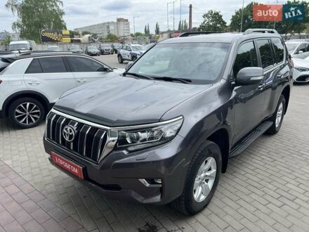 Тойота Ленд Крузер Прадо 2021 в Полтаве на Automoto.ua Серый Тойота Ленд Крузер Прадо, объемом двигателя 2.76 л и пробегом 115 тыс. км за 44500 $, фото 1 на Automoto.ua