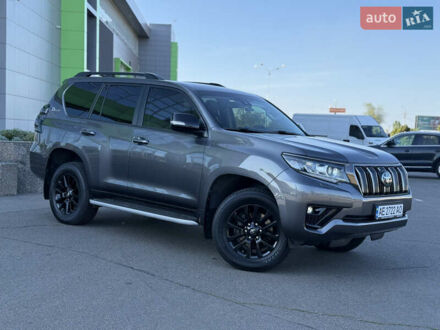 Сірий Тойота Ленд Крузер Прадо, об'ємом двигуна 2.76 л та пробігом 70 тис. км за 49500 $, фото 1 на Automoto.ua