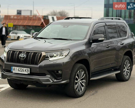 Серый Тойота Ленд Крузер Прадо, объемом двигателя 3.96 л и пробегом 86 тыс. км за 51900 $, фото 1 на Automoto.ua