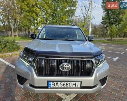 Серый Тойота Ленд Крузер Прадо, объемом двигателя 3.96 л и пробегом 30 тыс. км за 48500 $, фото 1 на Automoto.ua