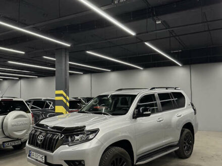 Тойота Ленд Крузер Прадо 2022 в Кропивницком (Кировограде) на Automoto.ua Серый Тойота Ленд Крузер Прадо, объемом двигателя 3.96 л и пробегом 29 тыс. км за 51000 $, фото 1 на Automoto.ua