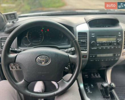 Синий Тойота Ленд Крузер Прадо, объемом двигателя 3.96 л и пробегом 337 тыс. км за 14500 $, фото 11 на Automoto.ua
