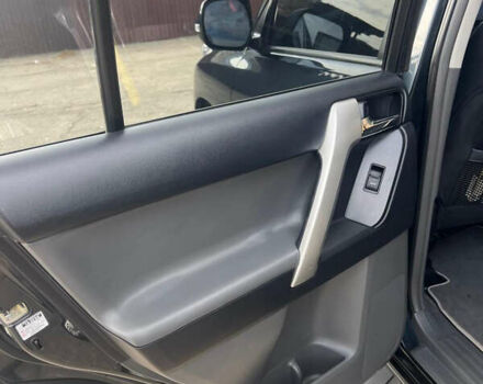 Синій Тойота Ленд Крузер Прадо, об'ємом двигуна 3 л та пробігом 216 тис. км за 24000 $, фото 23 на Automoto.ua