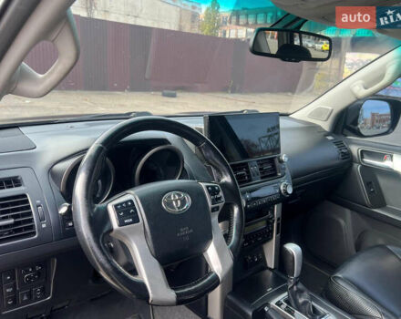 Синій Тойота Ленд Крузер Прадо, об'ємом двигуна 3 л та пробігом 216 тис. км за 24000 $, фото 18 на Automoto.ua