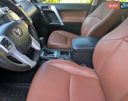 Синий Тойота Ленд Крузер Прадо, объемом двигателя 2.76 л и пробегом 290 тыс. км за 27500 $, фото 9 на Automoto.ua