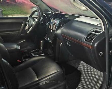 Синий Тойота Ленд Крузер Прадо, объемом двигателя 2.8 л и пробегом 452 тыс. км за 29000 $, фото 15 на Automoto.ua