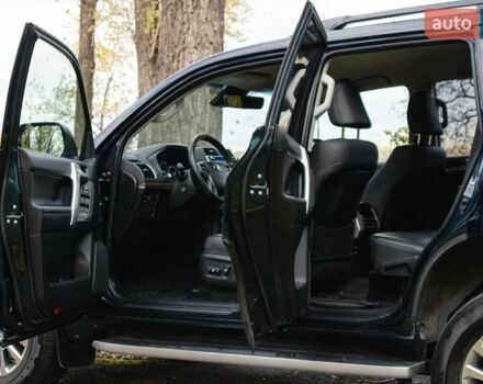 Синий Тойота Ленд Крузер Прадо, объемом двигателя 2.8 л и пробегом 264 тыс. км за 39500 $, фото 43 на Automoto.ua