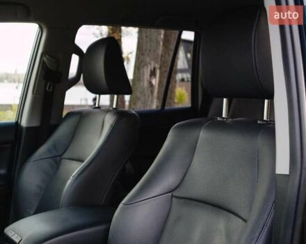 Синий Тойота Ленд Крузер Прадо, объемом двигателя 2.8 л и пробегом 264 тыс. км за 39500 $, фото 25 на Automoto.ua