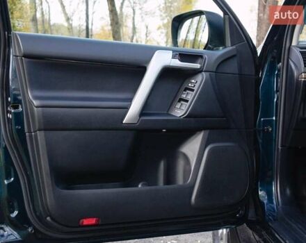 Синий Тойота Ленд Крузер Прадо, объемом двигателя 2.8 л и пробегом 264 тыс. км за 39500 $, фото 53 на Automoto.ua