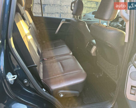 Синий Тойота Ленд Крузер Прадо, объемом двигателя 3.96 л и пробегом 158 тыс. км за 42900 $, фото 26 на Automoto.ua