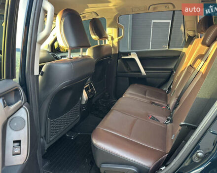 Синий Тойота Ленд Крузер Прадо, объемом двигателя 3.96 л и пробегом 158 тыс. км за 42900 $, фото 18 на Automoto.ua