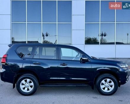 Тойота Ленд Крузер Прадо 2018 в Белой Церкве на Automoto.ua Синий Тойота Ленд Крузер Прадо, объемом двигателя 2.76 л и пробегом 86 тыс. км за 38800 $, фото 10 на Automoto.ua