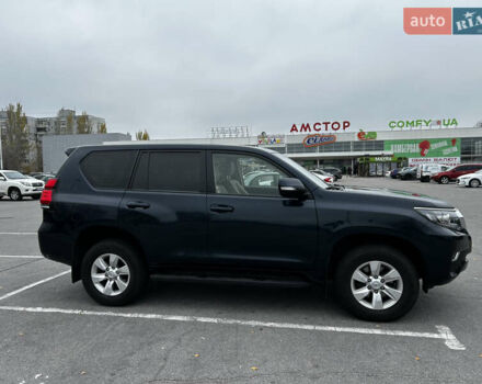 Синий Тойота Ленд Крузер Прадо, объемом двигателя 2.8 л и пробегом 83 тыс. км за 40000 $, фото 2 на Automoto.ua