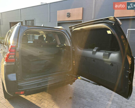 Синий Тойота Ленд Крузер Прадо, объемом двигателя 3.96 л и пробегом 158 тыс. км за 42900 $, фото 28 на Automoto.ua