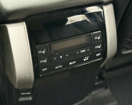 Синий Тойота Ленд Крузер Прадо, объемом двигателя 3.96 л и пробегом 100 тыс. км за 41000 $, фото 10 на Automoto.ua