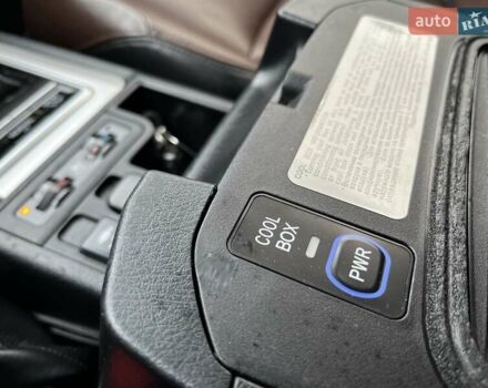 Синій Тойота Ленд Крузер Прадо, об'ємом двигуна 2.76 л та пробігом 172 тис. км за 43000 $, фото 46 на Automoto.ua
