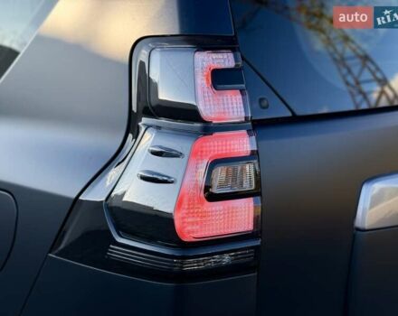 Синий Тойота Ленд Крузер Прадо, объемом двигателя 4 л и пробегом 48 тыс. км за 38900 $, фото 21 на Automoto.ua