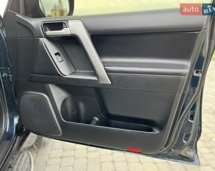 Синій Тойота Ленд Крузер Прадо, об'ємом двигуна 2.76 л та пробігом 172 тис. км за 43500 $, фото 66 на Automoto.ua