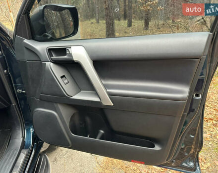 Синий Тойота Ленд Крузер Прадо, объемом двигателя 2.76 л и пробегом 65 тыс. км за 41600 $, фото 29 на Automoto.ua