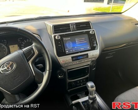 Синий Тойота Ленд Крузер Прадо, объемом двигателя 4 л и пробегом 48 тыс. км за 36900 $, фото 3 на Automoto.ua