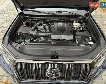 Синій Тойота Ленд Крузер Прадо, об'ємом двигуна 4 л та пробігом 56 тис. км за 46999 $, фото 1 на Automoto.ua