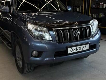 Тойота Ленд Крузер Прадо 2012 у Києві на Automoto.ua Синій Тойота Ленд Крузер Прадо, об'ємом двигуна 3.96 л та пробігом 263 тис. км за 31500 $, фото 1 на Automoto.ua