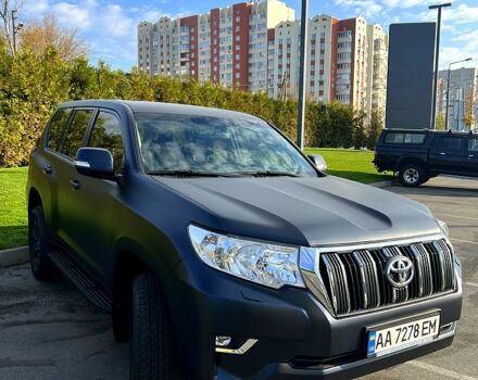 Синий Тойота Ленд Крузер Прадо, объемом двигателя 4 л и пробегом 48 тыс. км за 36900 $, фото 1 на Automoto.ua