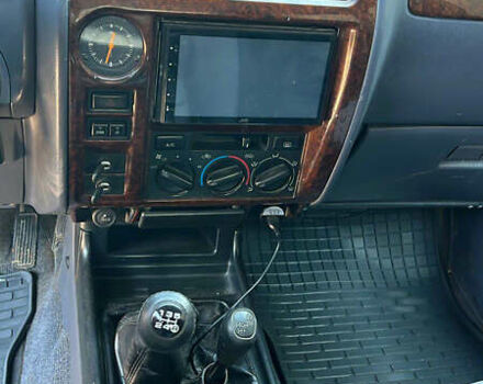 Зелений Тойота Ленд Крузер Прадо, об'ємом двигуна 3.38 л та пробігом 350 тис. км за 9999 $, фото 9 на Automoto.ua