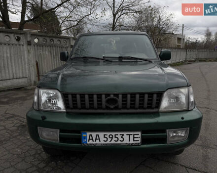 Зеленый Тойота Ленд Крузер Прадо, объемом двигателя 3.4 л и пробегом 308 тыс. км за 5999 $, фото 1 на Automoto.ua