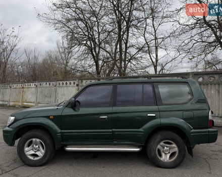 Зеленый Тойота Ленд Крузер Прадо, объемом двигателя 3.4 л и пробегом 308 тыс. км за 5999 $, фото 6 на Automoto.ua