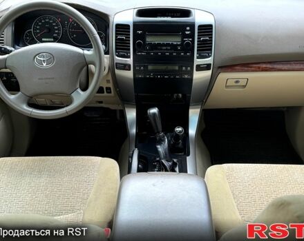 Зеленый Тойота Ленд Крузер Прадо, объемом двигателя 2.7 л и пробегом 268 тыс. км за 11950 $, фото 7 на Automoto.ua