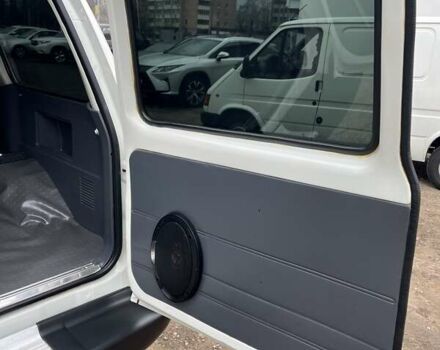 Белый Тойота Ленд Крузер, объемом двигателя 4.47 л и пробегом 321 тыс. км за 17000 $, фото 7 на Automoto.ua