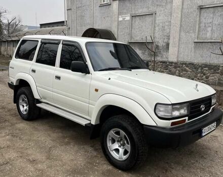 Белый Тойота Ленд Крузер, объемом двигателя 4.47 л и пробегом 321 тыс. км за 17000 $, фото 14 на Automoto.ua