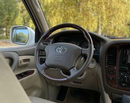 Білий Тойота Ленд Крузер, об'ємом двигуна 4.48 л та пробігом 330 тис. км за 15000 $, фото 16 на Automoto.ua