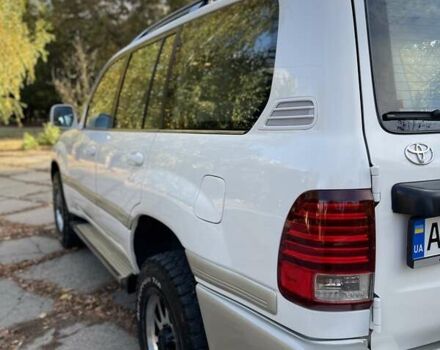 Білий Тойота Ленд Крузер, об'ємом двигуна 4.48 л та пробігом 330 тис. км за 15000 $, фото 11 на Automoto.ua