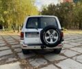 Білий Тойота Ленд Крузер, об'ємом двигуна 4.48 л та пробігом 330 тис. км за 15000 $, фото 4 на Automoto.ua