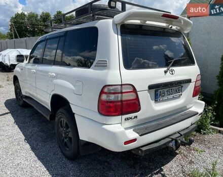 Белый Тойота Ленд Крузер, объемом двигателя 4.5 л и пробегом 352 тыс. км за 10000 $, фото 2 на Automoto.ua