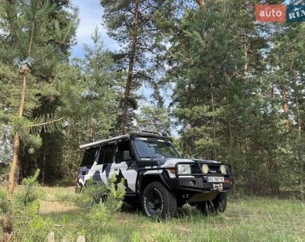 Белый Тойота Ленд Крузер, объемом двигателя 4.2 л и пробегом 137 тыс. км за 44900 $, фото 2 на Automoto.ua