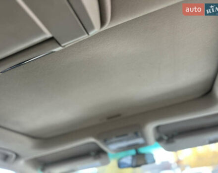 Белый Тойота Ленд Крузер, объемом двигателя 5.7 л и пробегом 160 тыс. км за 23500 $, фото 20 на Automoto.ua