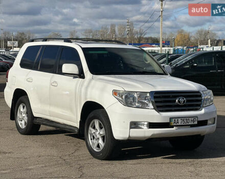 Белый Тойота Ленд Крузер, объемом двигателя 0 л и пробегом 160 тыс. км за 23500 $, фото 3 на Automoto.ua