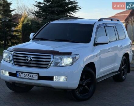 Білий Тойота Ленд Крузер, об'ємом двигуна 4.46 л та пробігом 280 тис. км за 27500 $, фото 26 на Automoto.ua