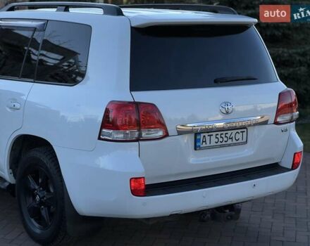 Білий Тойота Ленд Крузер, об'ємом двигуна 4.46 л та пробігом 280 тис. км за 27500 $, фото 36 на Automoto.ua