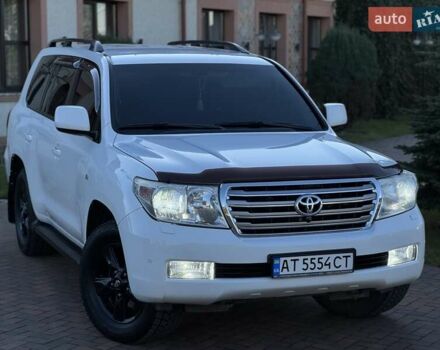 Білий Тойота Ленд Крузер, об'ємом двигуна 4.46 л та пробігом 280 тис. км за 27500 $, фото 29 на Automoto.ua