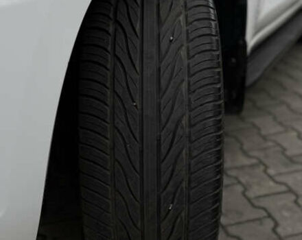 Білий Тойота Ленд Крузер, об'ємом двигуна 4.66 л та пробігом 155 тис. км за 31300 $, фото 11 на Automoto.ua