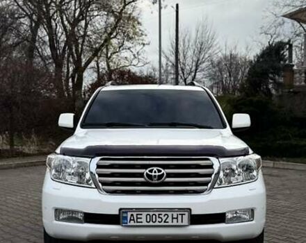 Білий Тойота Ленд Крузер, об'ємом двигуна 4.66 л та пробігом 155 тис. км за 31300 $, фото 1 на Automoto.ua
