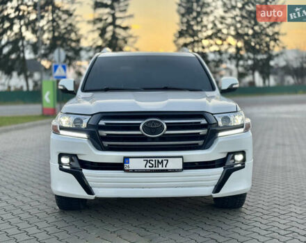 Білий Тойота Ленд Крузер, об'ємом двигуна 4 л та пробігом 240 тис. км за 30000 $, фото 1 на Automoto.ua